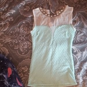 NWT Love Culture Janice Sleeveless Top Med